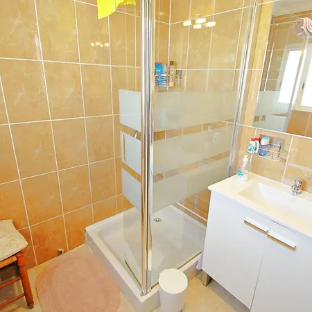 Clara - With Large Private Pool In Villa Calpe