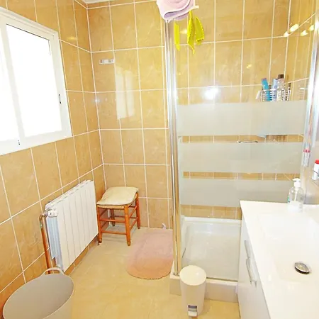 Clara - With Large Private Pool In *