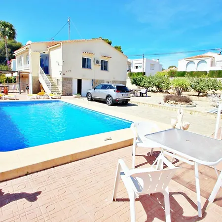 Clara - With Large Private Pool In Вілла Кальпе